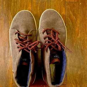 Dress boots with laces